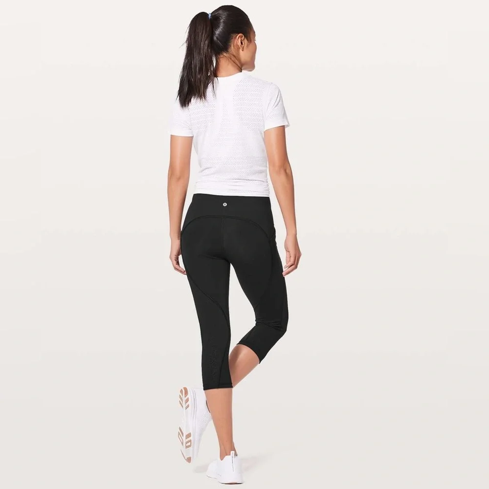 Lululemon Breezy Dot Crop *19" - Size 6 - Picture 2 of 12